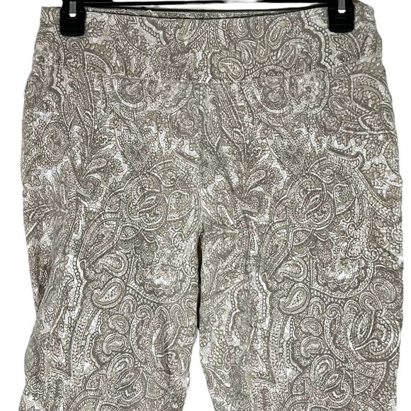 New Directions - Women's Size 12 - Tan Paisley Capri Pants Flat Front No Pockets - Picture 2 of 10